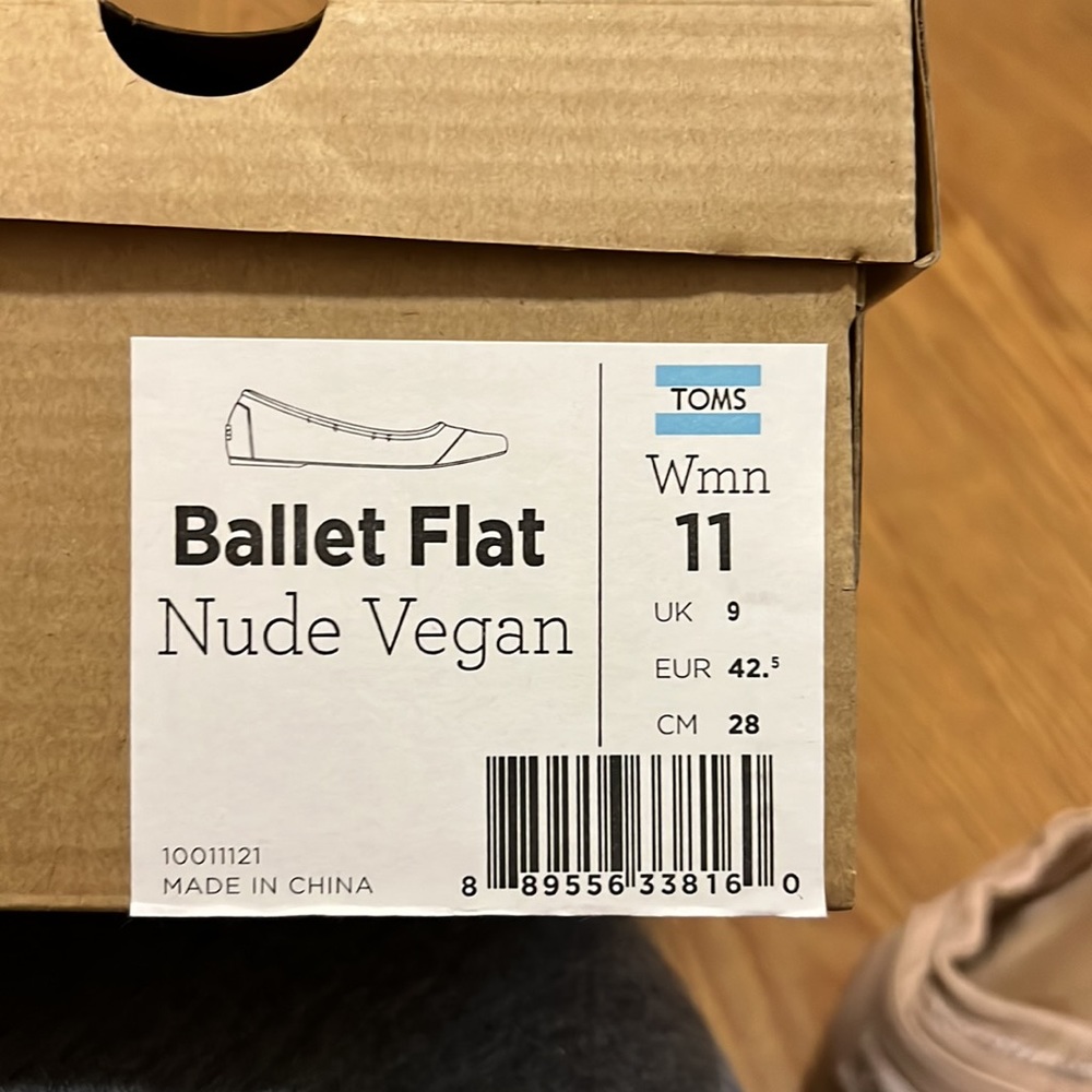 Shoes - Picture 5 of 5